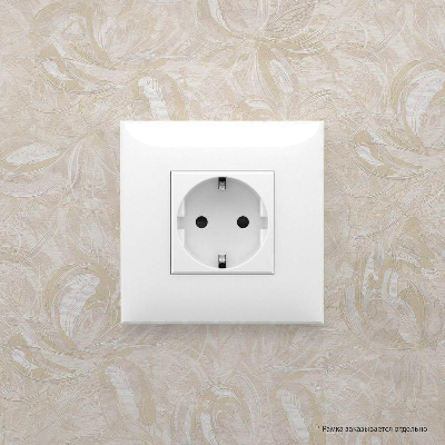 Розетка 3п 2P+E СП Avanti "Белое облако" защ. шторки DKC 4400003